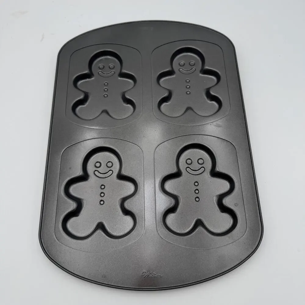 Set of 2 Wilton Gingerbread Man and Valentine Non-Stick Pans